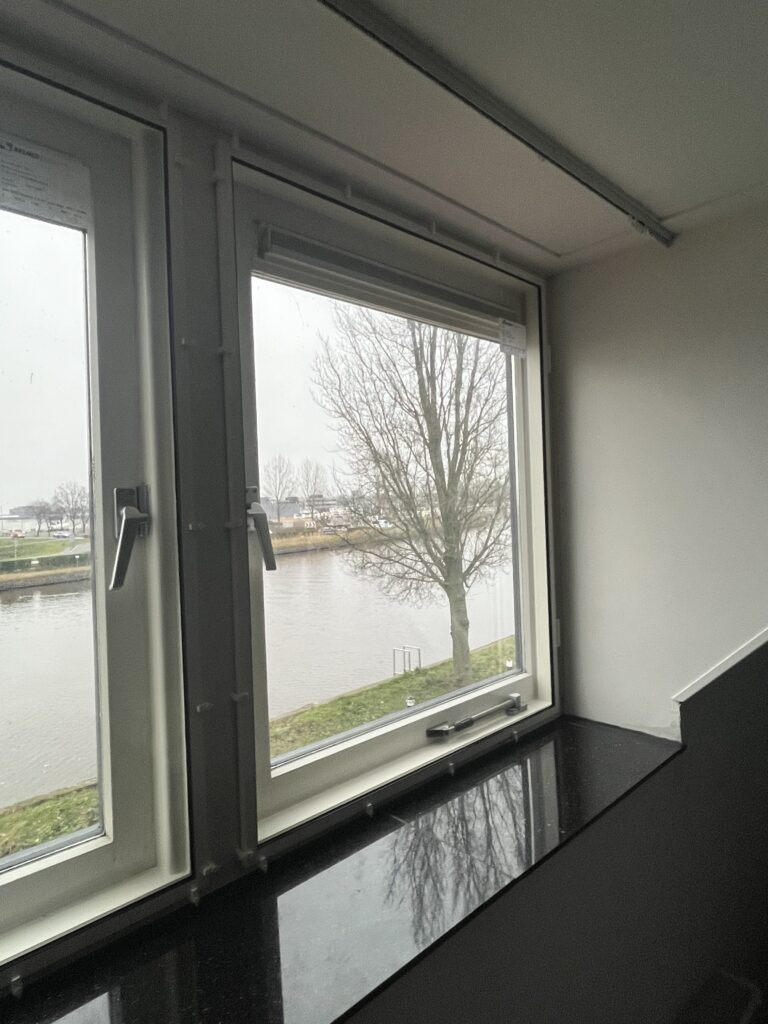Voorzetramen monteren